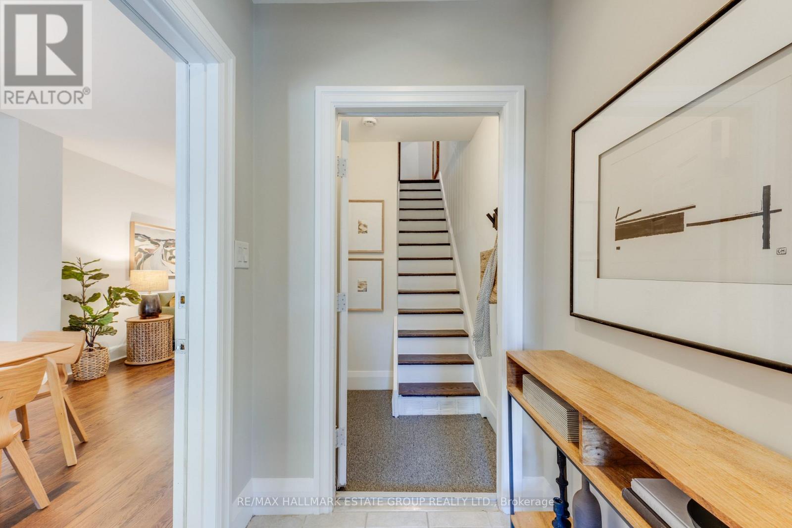 105 Lee Avenue, Toronto, Ontario  M4E 2P2 - Photo 4 - E14106796