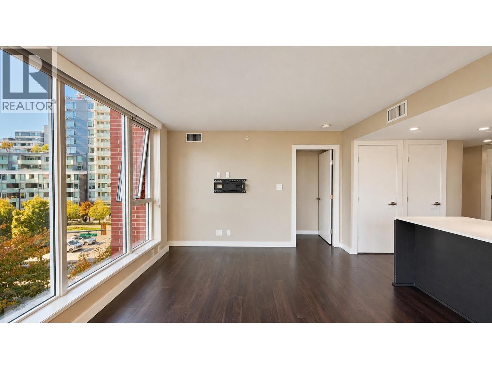 603 1618 Quebec Street, Vancouver, British Columbia  V6A 0C5 - Photo 3 - R3177719