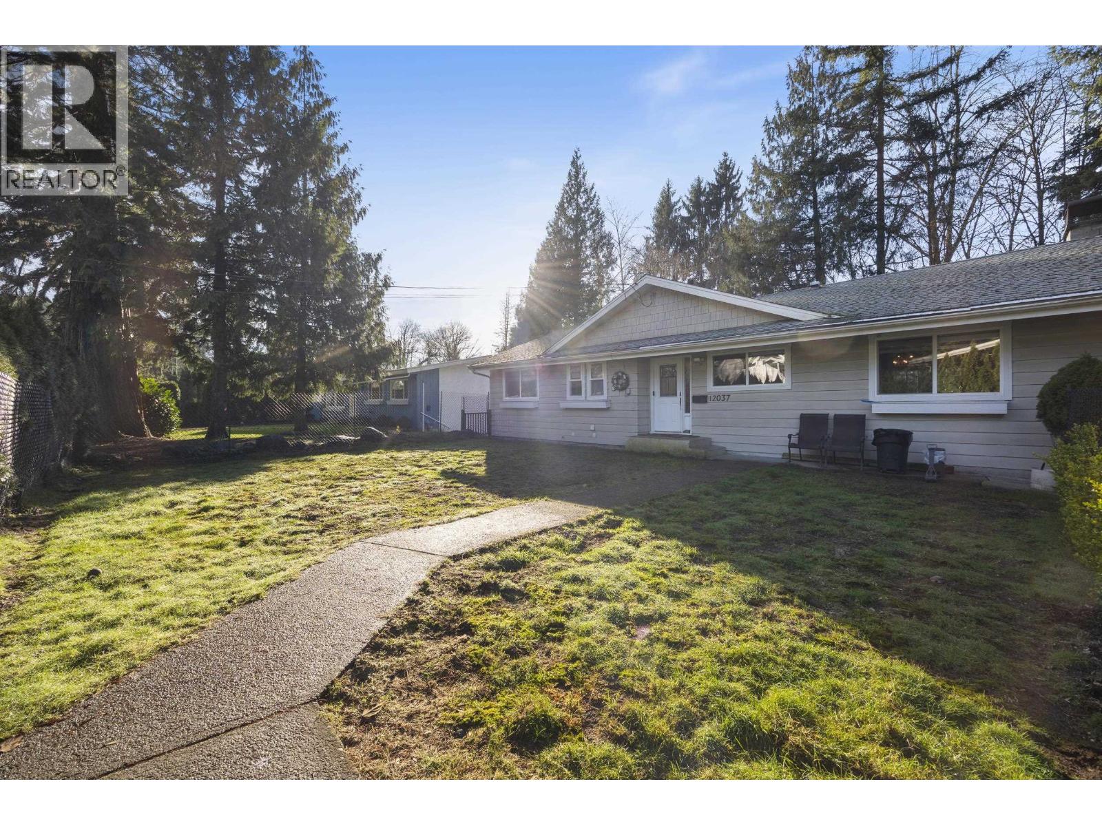 12037 208 STREET, maple ridge, British Columbia