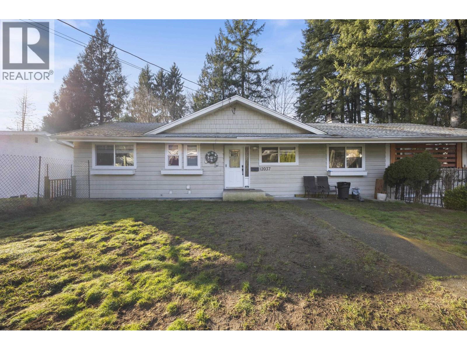 12037 208 Street, Maple Ridge, British Columbia  V2X 4W9 - Photo 3 - R3177723