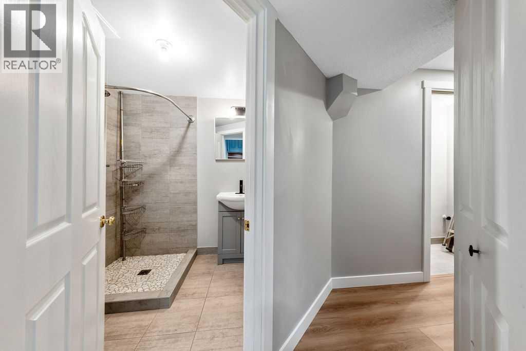 218a Allan Crescent SE, Calgary, Alberta  T2J 0T4 - Photo 23 - A2354044