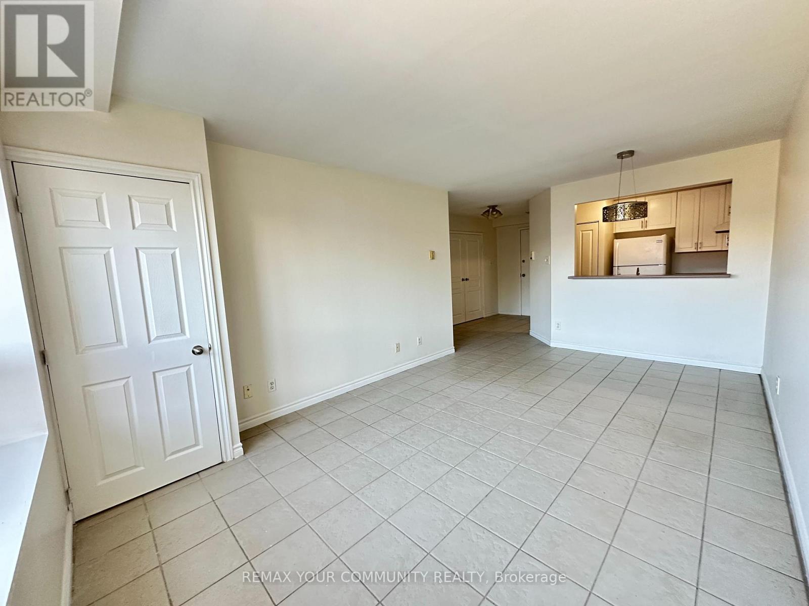 305 - 15207 Yonge Street, Aurora (Aurora Village), Ontario  L4G 1L8 - Photo 10 - N14106750