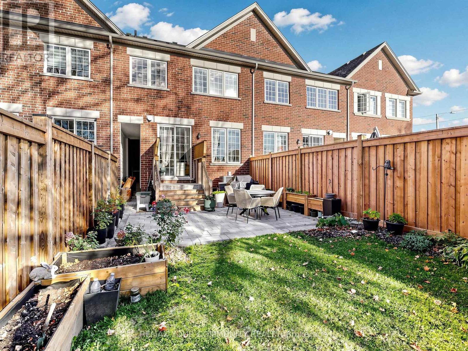 96 Drizzel Crescent, Richmond Hill, Ontario  L4E 2Z1 - Photo 40 - N14106792