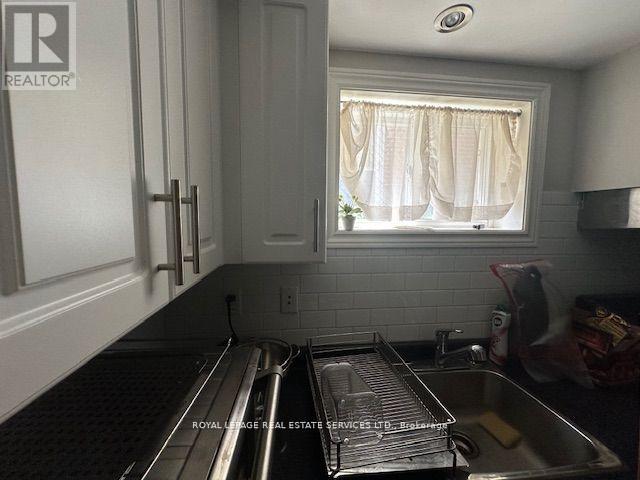 Bsmt - 295 Pleasant Avenue, Toronto (Newtonbrook West), Ontario  M2R 2R2 - Photo 15 - C14106674