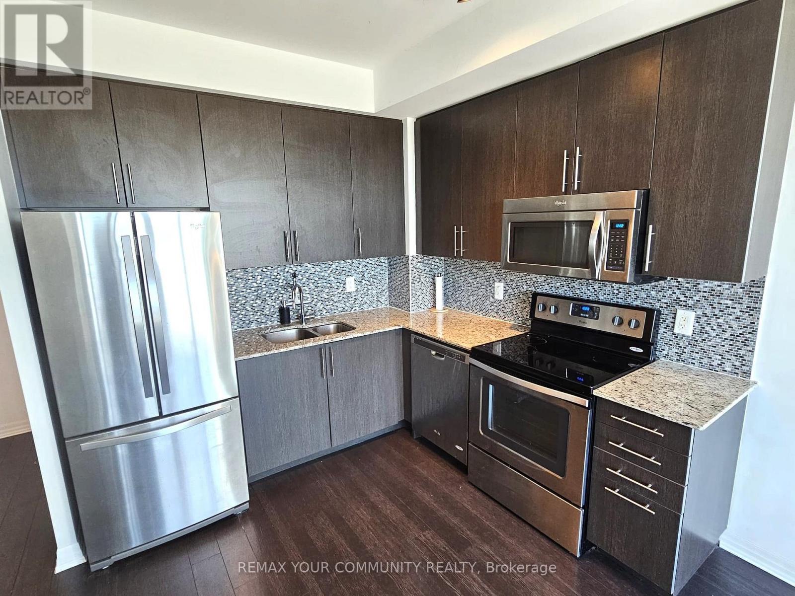 1206 - 80 Esther Lorrie Drive, Toronto (West Humber-Clairville), Ontario  M9W 0C6 - Photo 3 - W14106786