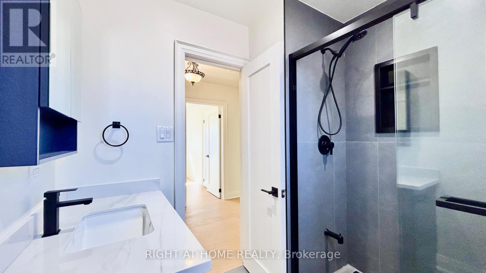 575 Eversley Drive, Mississauga, Ontario  L5A 2E1 - Photo 15 - W14091964