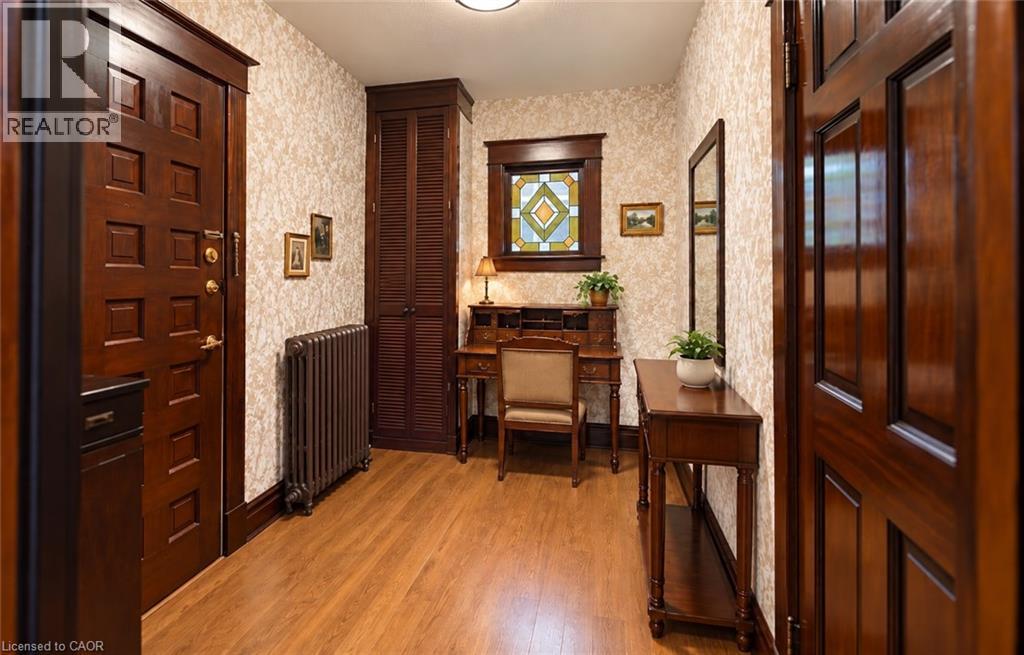 4602 Ryerson Crescent, Niagara Falls, Ontario  L2E 1E2 - Photo 3 - 40873304