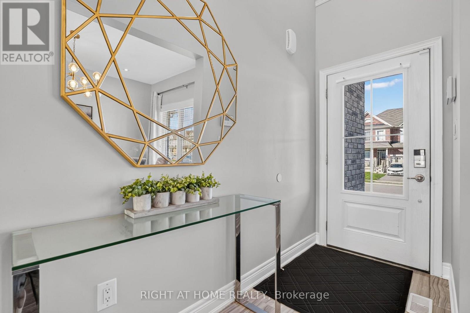 9485 Tallgrass Ave Avenue, Niagara Falls (Lyons Creek), Ontario  L2G 0Y2 - Photo 4 - X14106640
