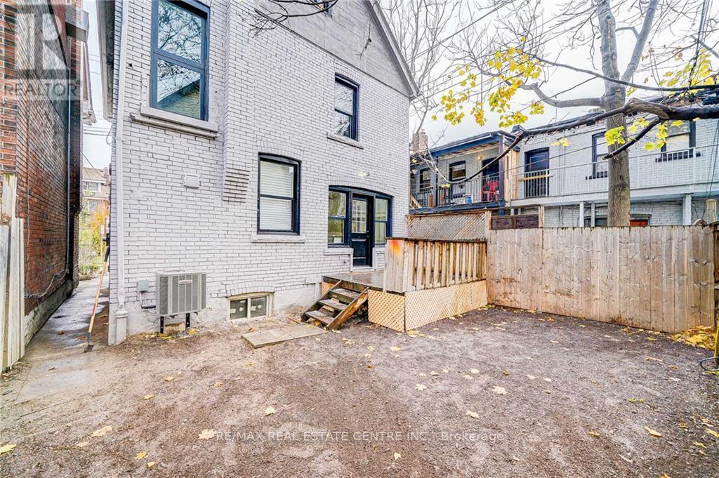 9 Gibson Avenue, Hamilton (Gibson), Ontario  L8L 6J4 - Photo 27 - X14106746