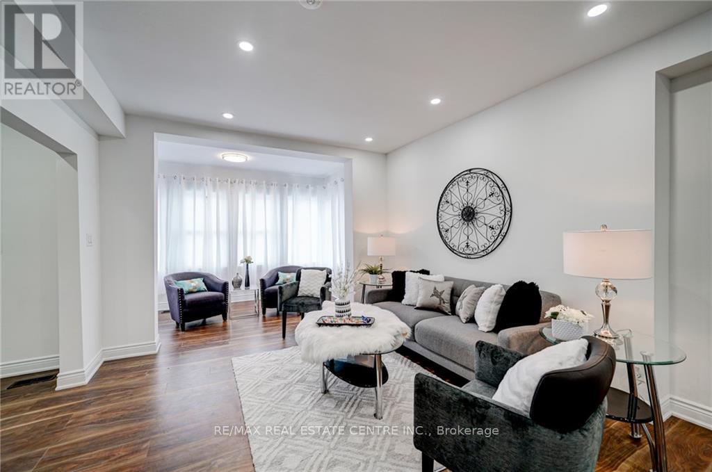 9 Gibson Avenue, Hamilton (Gibson), Ontario  L8L 6J4 - Photo 9 - X14106746