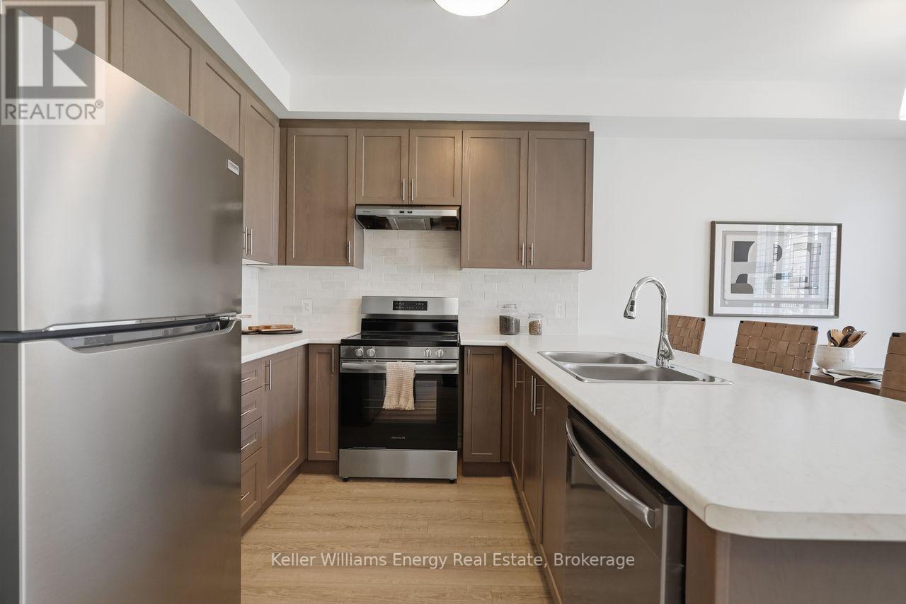 2013 Verne Bowen Street, Oshawa, Ontario  L1L 0S1 - Photo 18 - E14106974