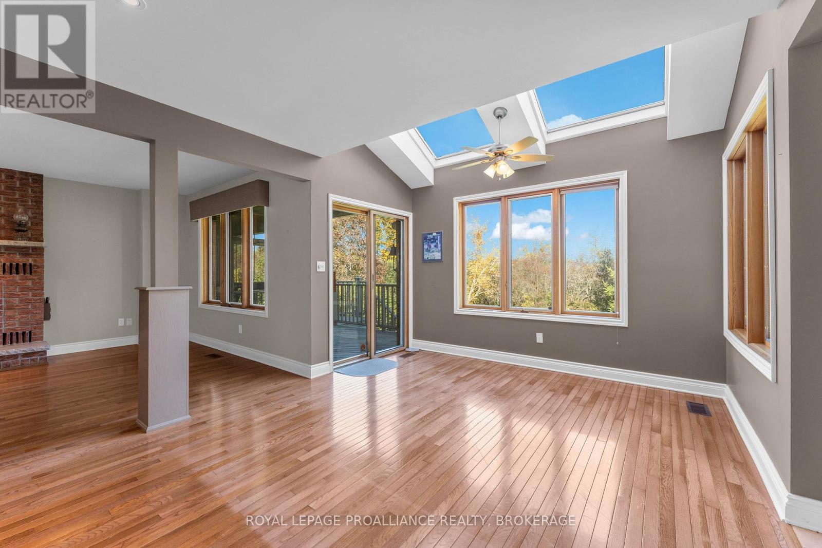 702 Parkside Crescent, Kingston (East Gardiners Rd), Ontario  K7M 8A7 - Photo 12 - X14106834