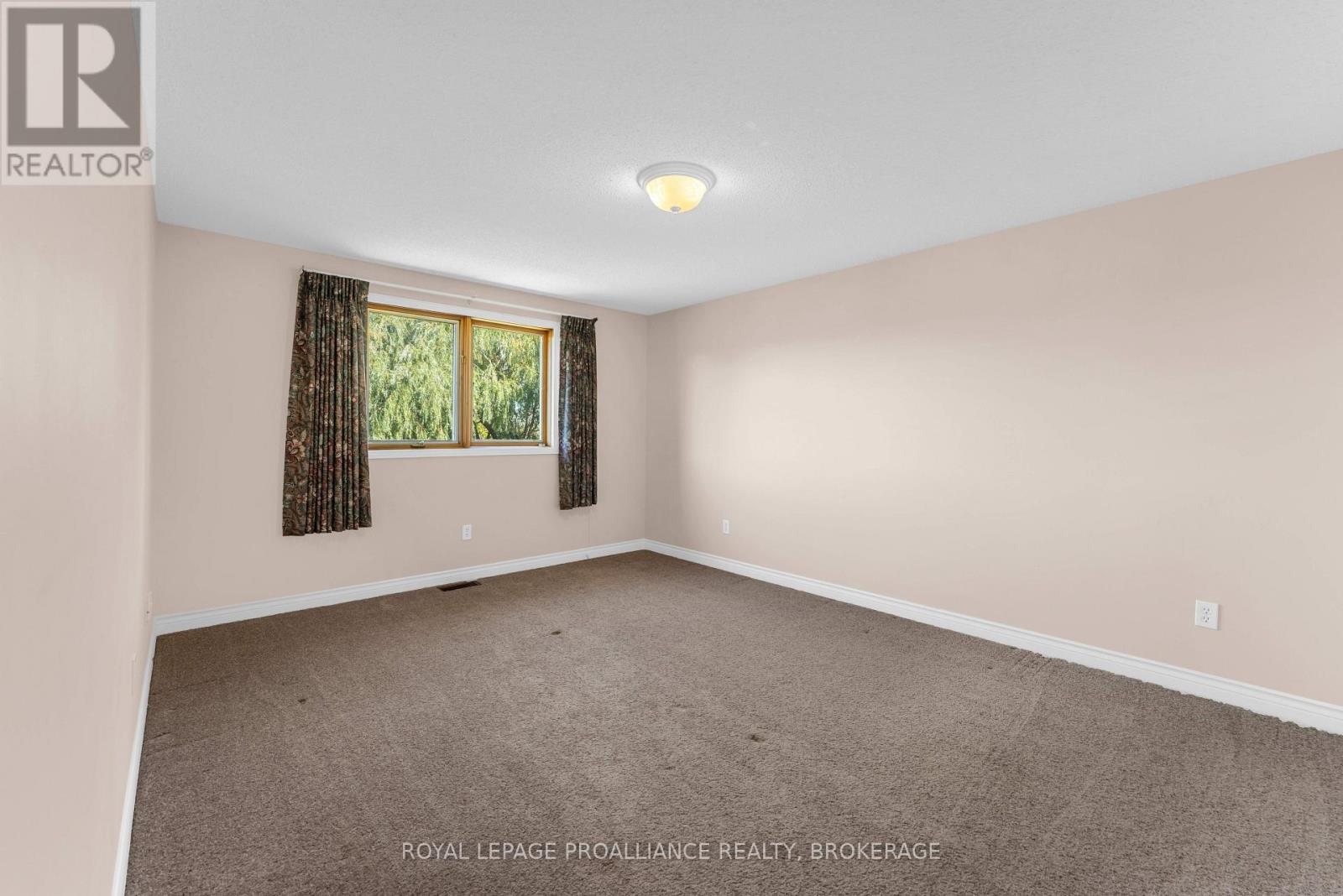 702 Parkside Crescent, Kingston (East Gardiners Rd), Ontario  K7M 8A7 - Photo 20 - X14106834