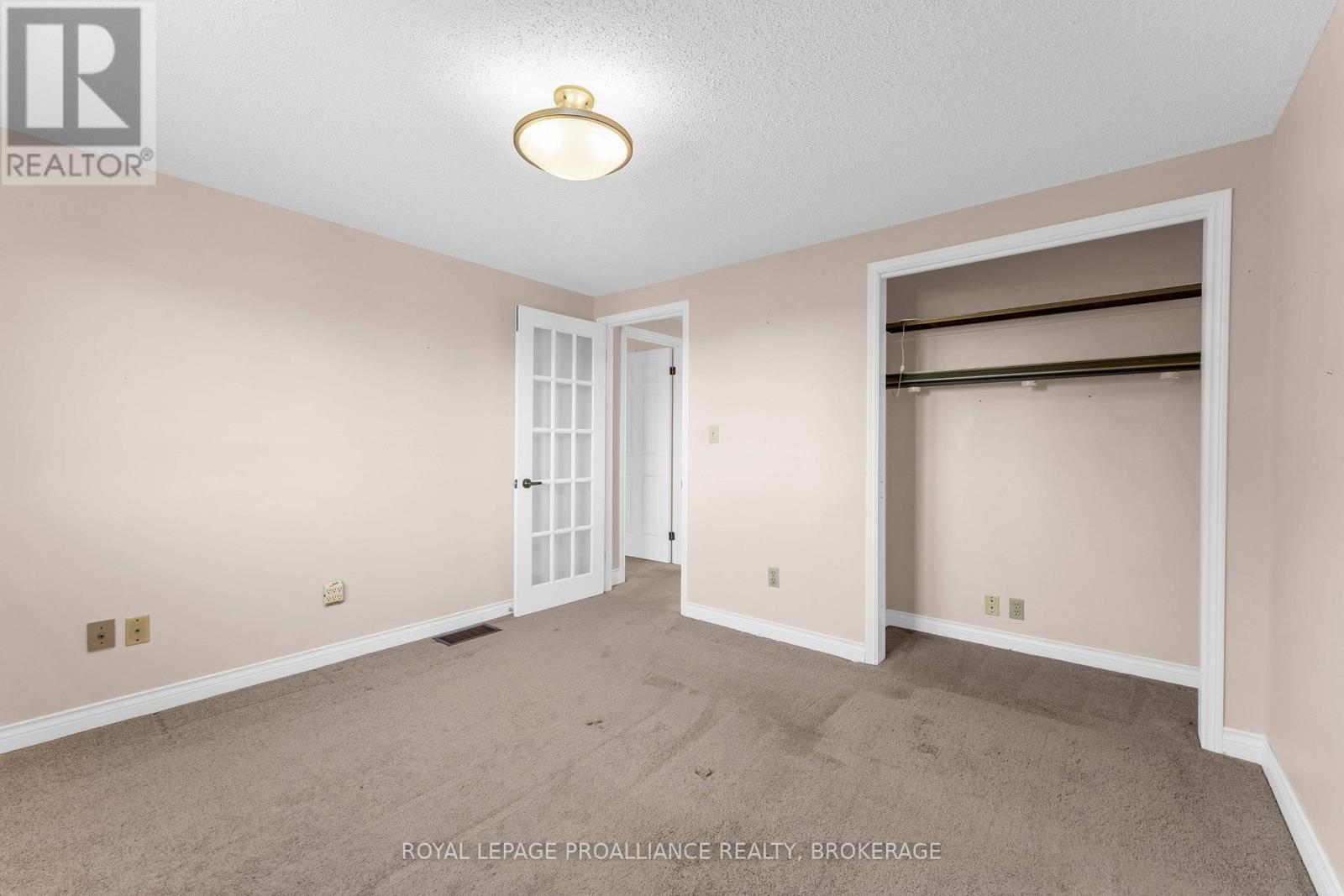 702 Parkside Crescent, Kingston (East Gardiners Rd), Ontario  K7M 8A7 - Photo 23 - X14106834