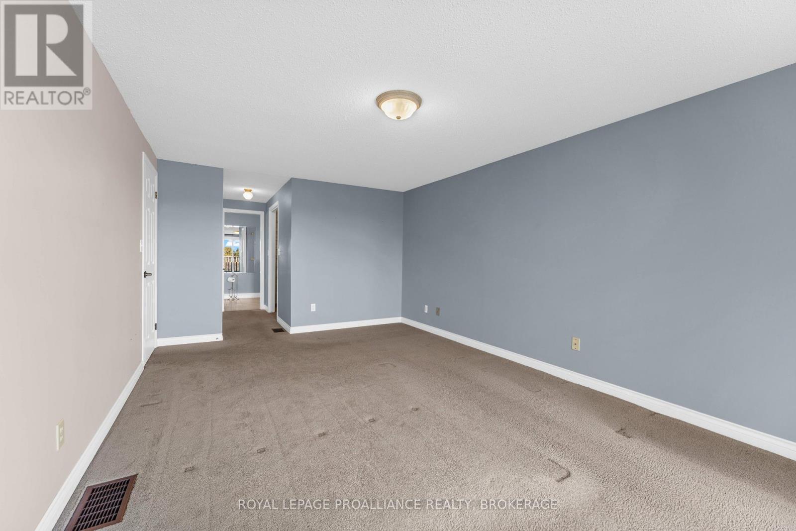 702 Parkside Crescent, Kingston (East Gardiners Rd), Ontario  K7M 8A7 - Photo 25 - X14106834