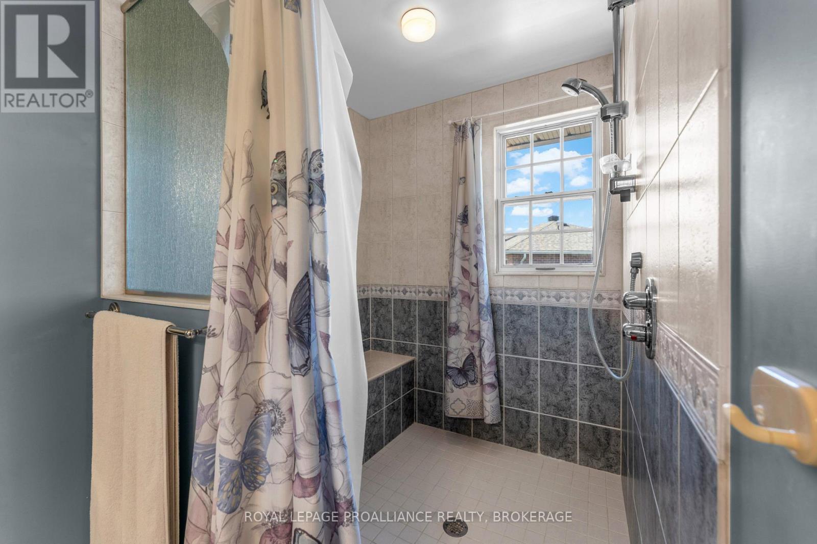 702 Parkside Crescent, Kingston (East Gardiners Rd), Ontario  K7M 8A7 - Photo 28 - X14106834