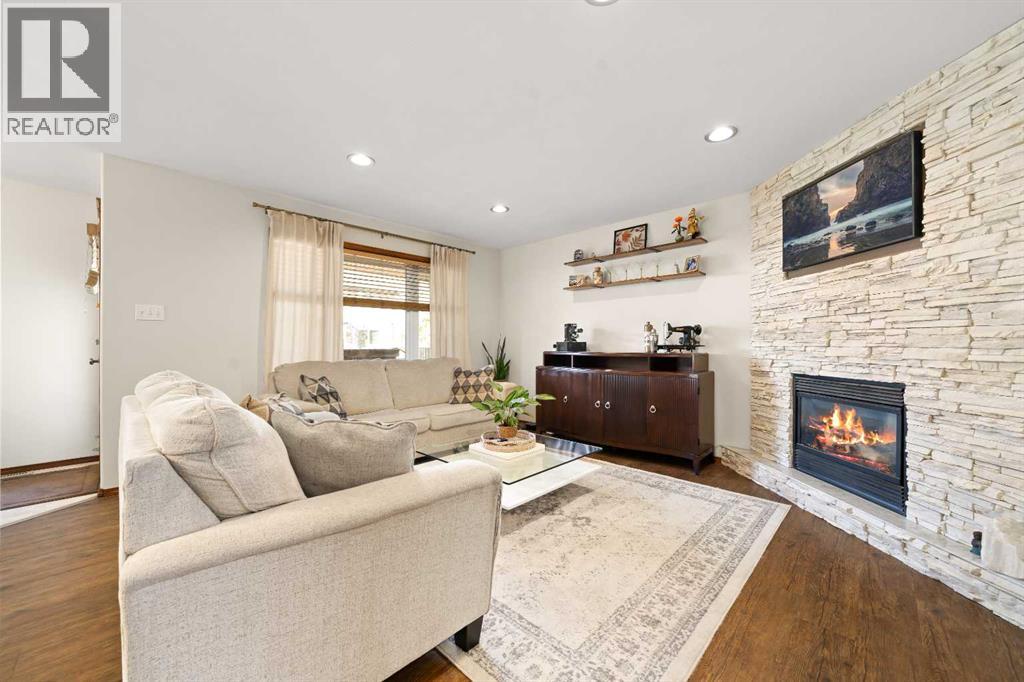 38 Sunrise Road SW
