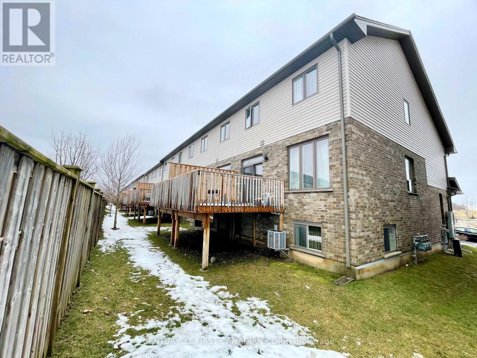 197 - 1960 Dalmagarry Road, London North, Ontario  N6G 0T8 - Photo 2 - X14106896