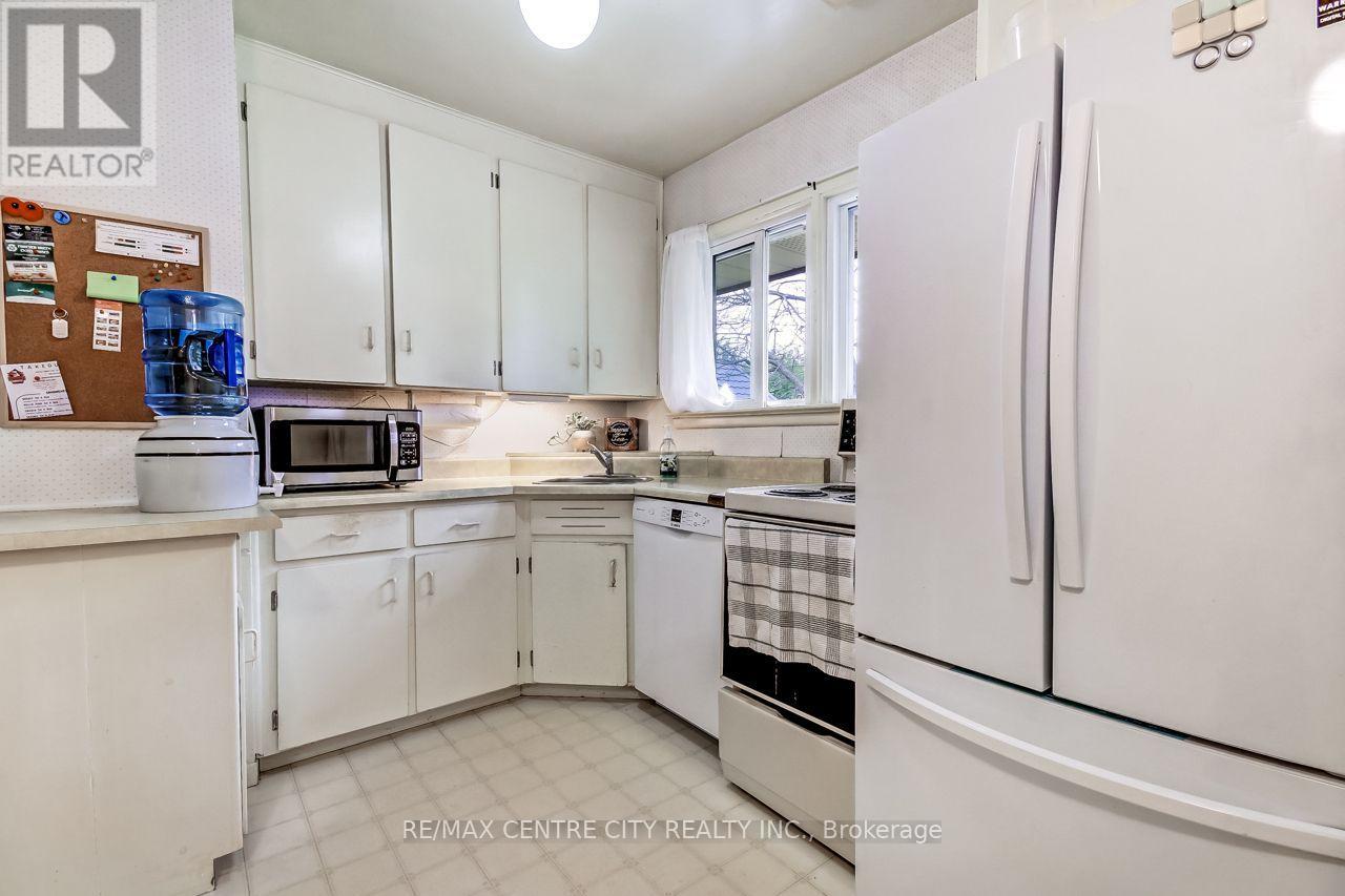 19 Rapelje Street, St. Thomas, Ontario  N5R 4L9 - Photo 7 - X14106950