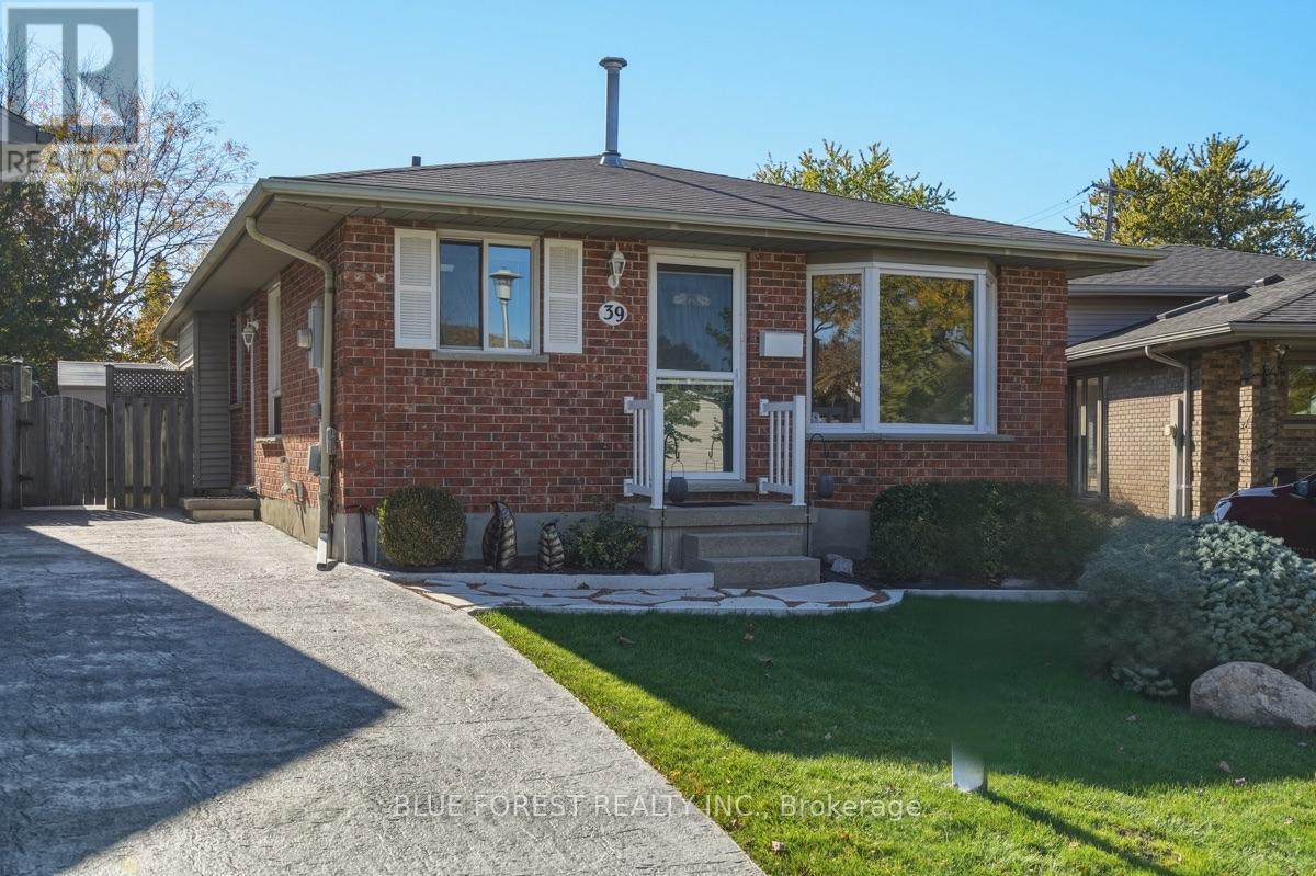 $499,90039 Gerald Crescent, London South, Ontario