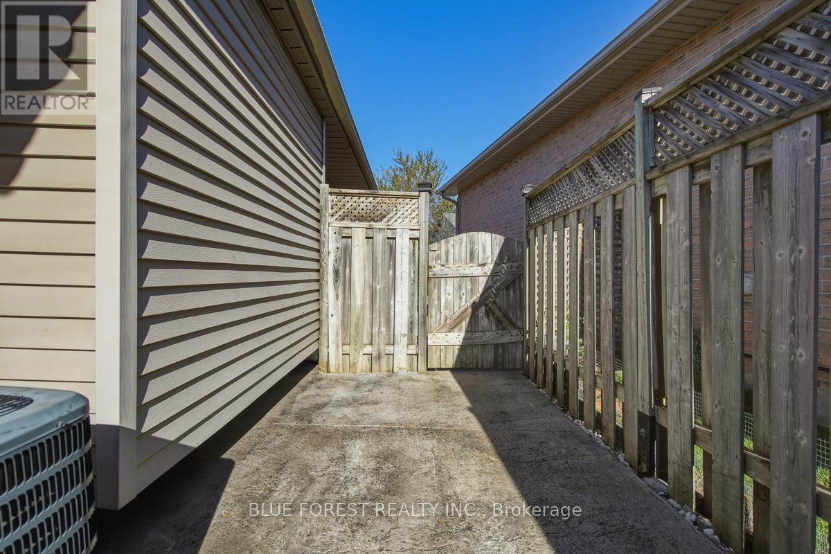 39 Gerald Crescent, London South, Ontario N5Z 5A4 - Photo 40 - X14106990