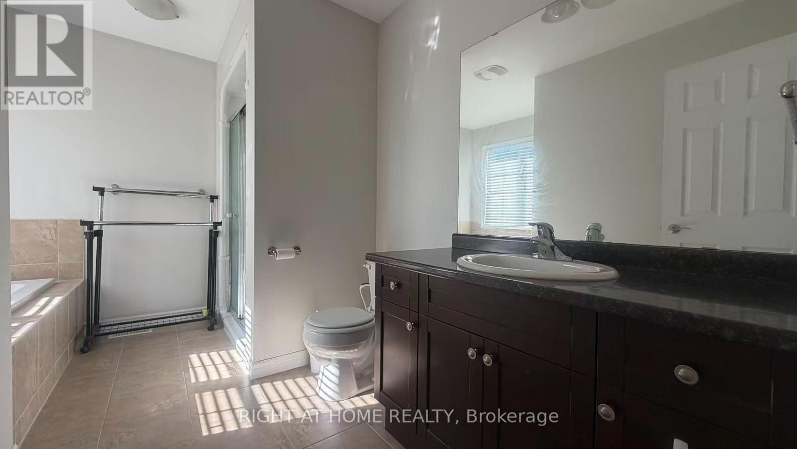 1189 Lawson Road, London North, Ontario  N6G 5K9 - Photo 16 - X14107046