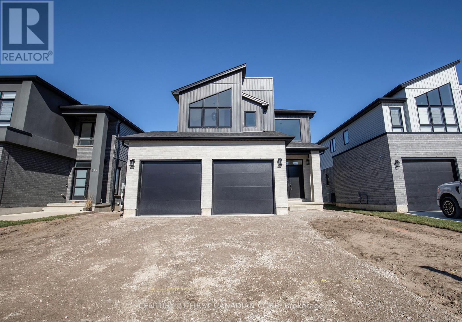 245 Hesselman Crescent, London South, Ontario  N6M 0K3 - Photo 2 - X14107066