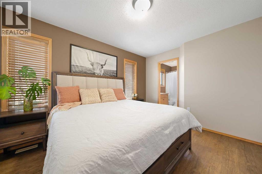 38 Sunrise Road SW