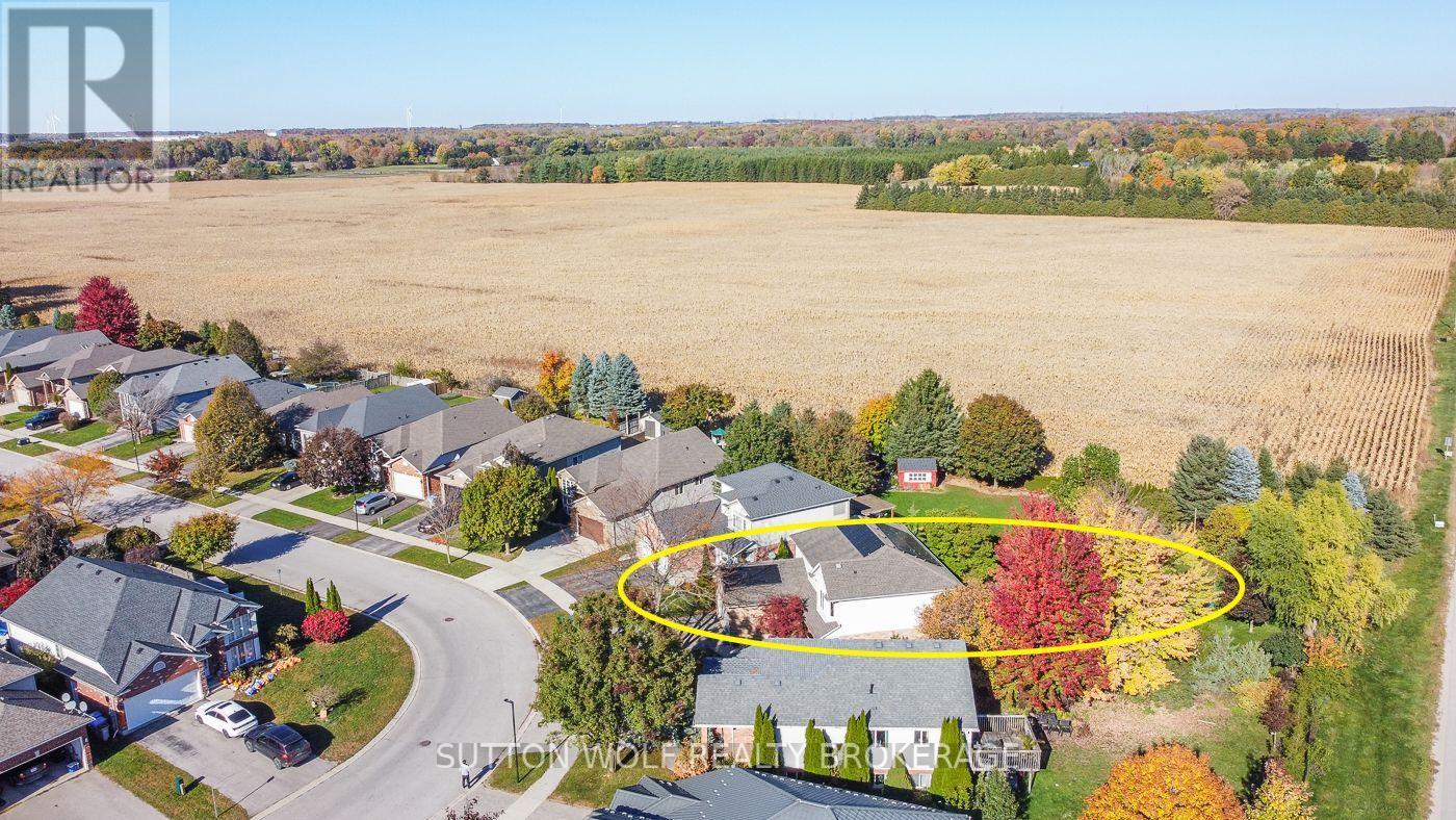 67 Willow Crescent, Strathroy-Caradoc, Ontario  N7G 4H1 - Photo 4 - X14107110