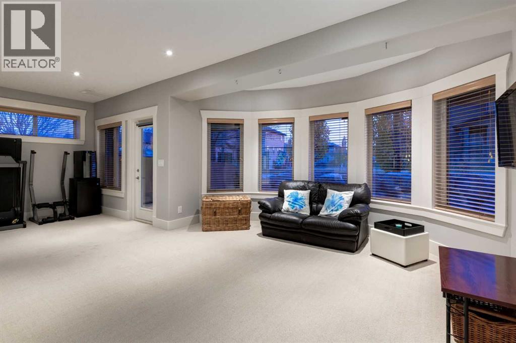 129 Royal Bay Nw, Calgary, Alberta  T3G 5J6 - Photo 27 - A2352098