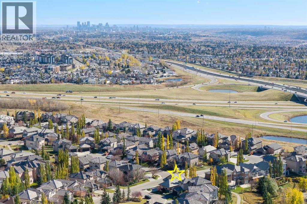 129 Royal Bay Nw, Calgary, Alberta  T3G 5J6 - Photo 2 - A2352098