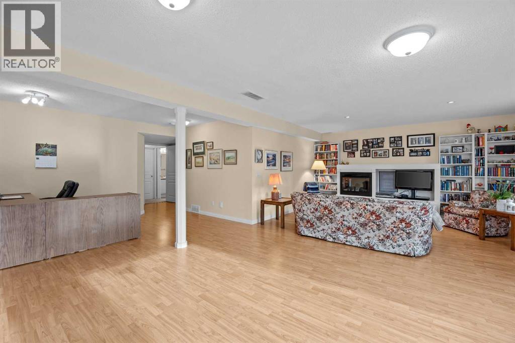 3 Tuscany Meadows Crescent Nw, Calgary, Alberta  T3L 2T9 - Photo 38 - A2353618