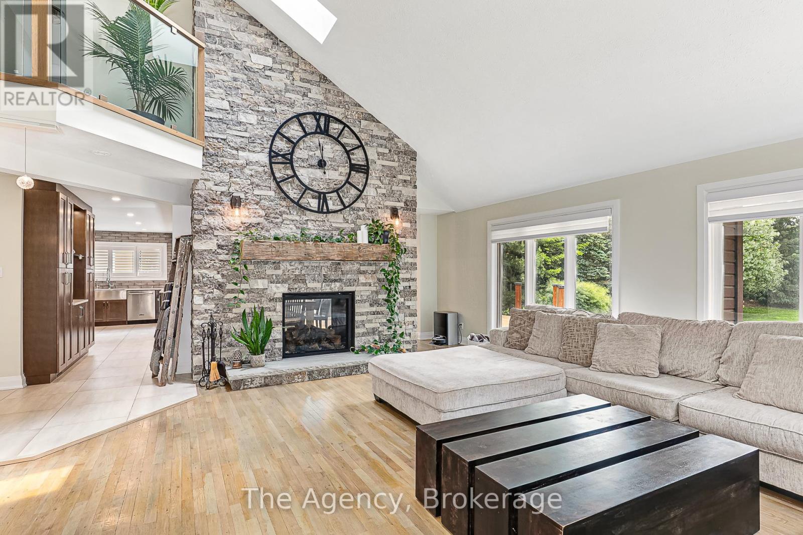 136 Grand Cypress Lane, Blue Mountains, Ontario  L9Y 0K6 - Photo 3 - X14106982