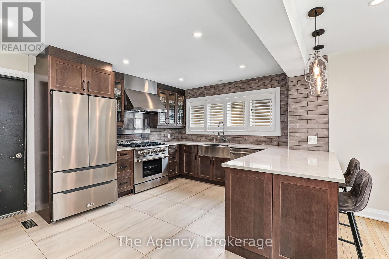 136 Grand Cypress Lane, Blue Mountains, Ontario  L9Y 0K6 - Photo 5 - X14106982