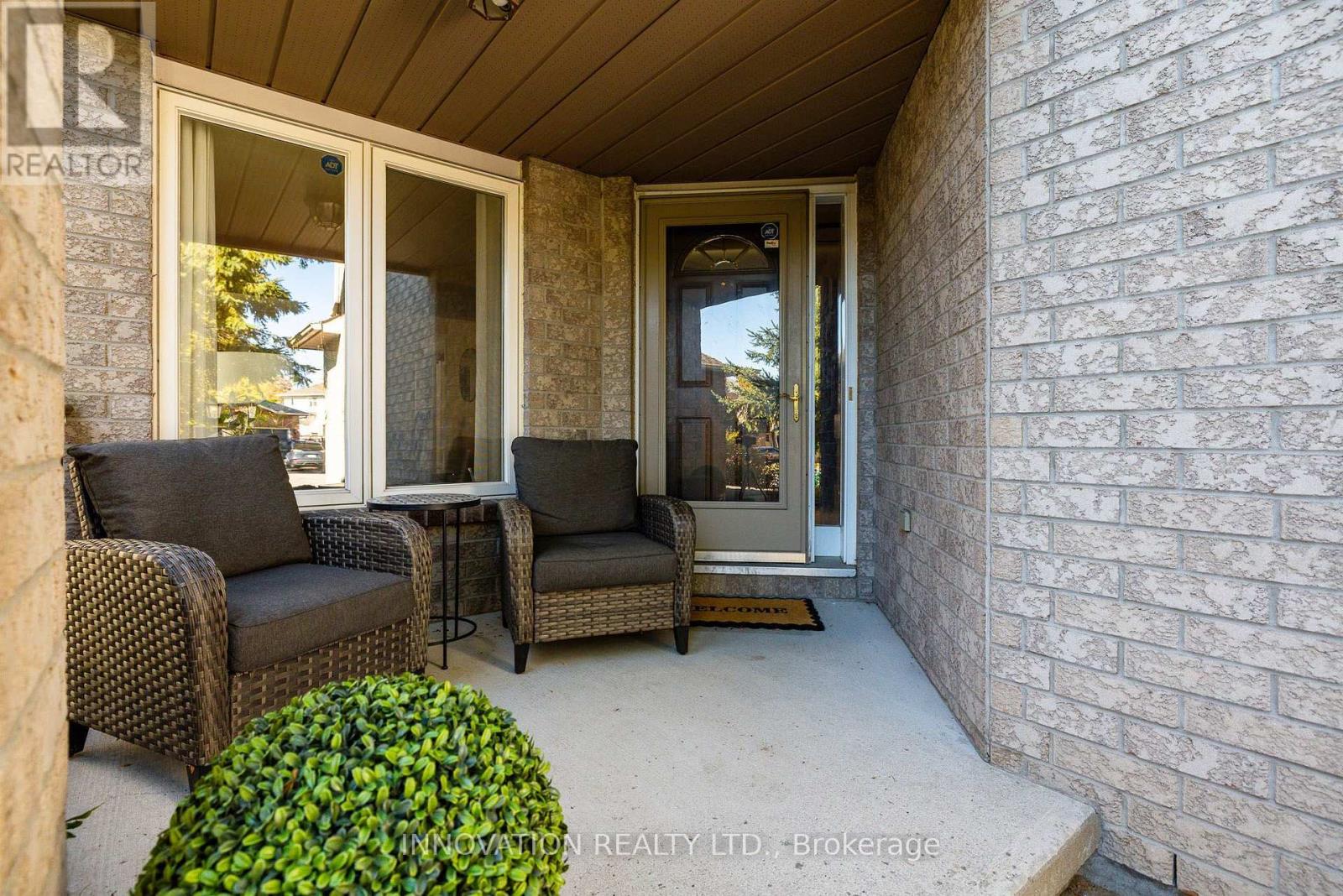48 Nakota Way, Ottawa, Ontario K2J 4M3 - Photo 3 - X14106870