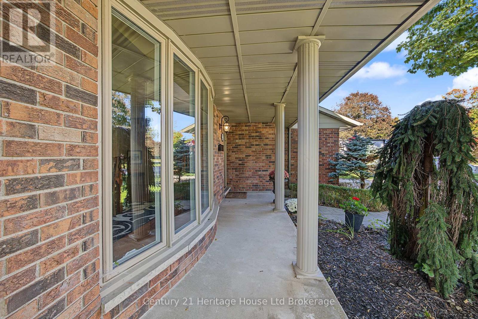 29 Devon Court, Tillsonburg, Ontario  N4G 4K3 - Photo 24 - X14107052