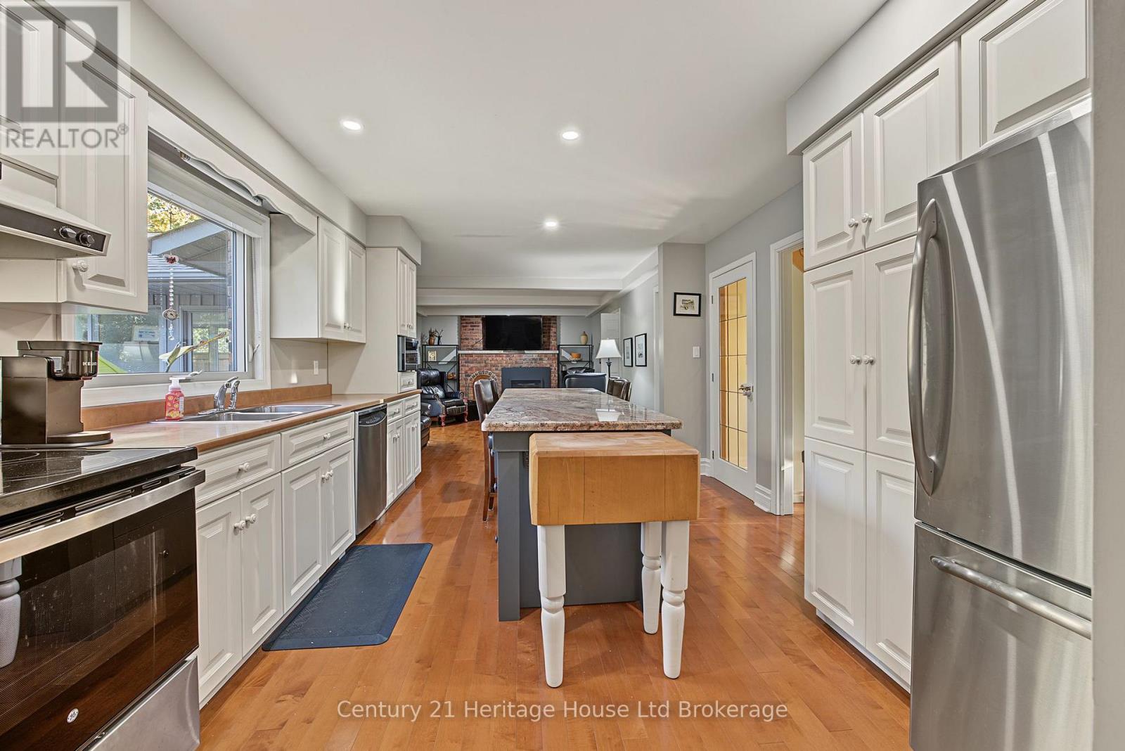 29 Devon Court, Tillsonburg, Ontario  N4G 4K3 - Photo 8 - X14107052