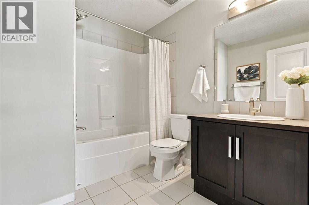 78 New Brighton Landing SE, Calgary, Alberta  T2Z 1C1 - Photo 29 - A2350955