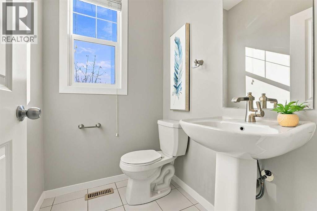 78 New Brighton Landing SE, Calgary, Alberta  T2Z 1C1 - Photo 31 - A2350955