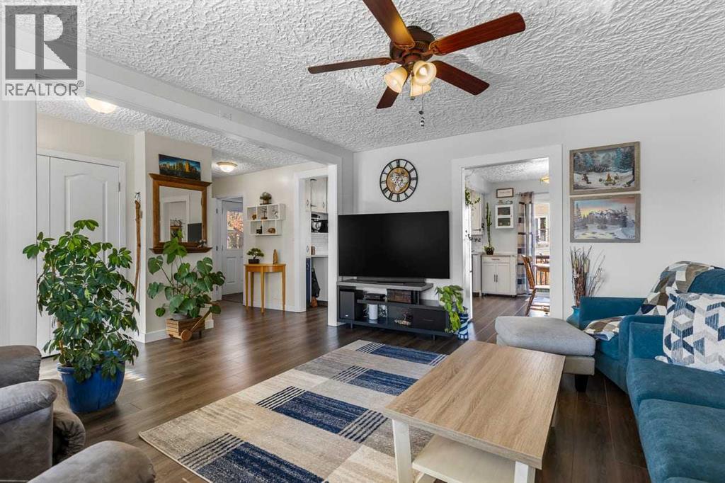 485 Big Springs Drive SE, Airdrie, Alberta  T4A 1A3 - Photo 7 - A2354006