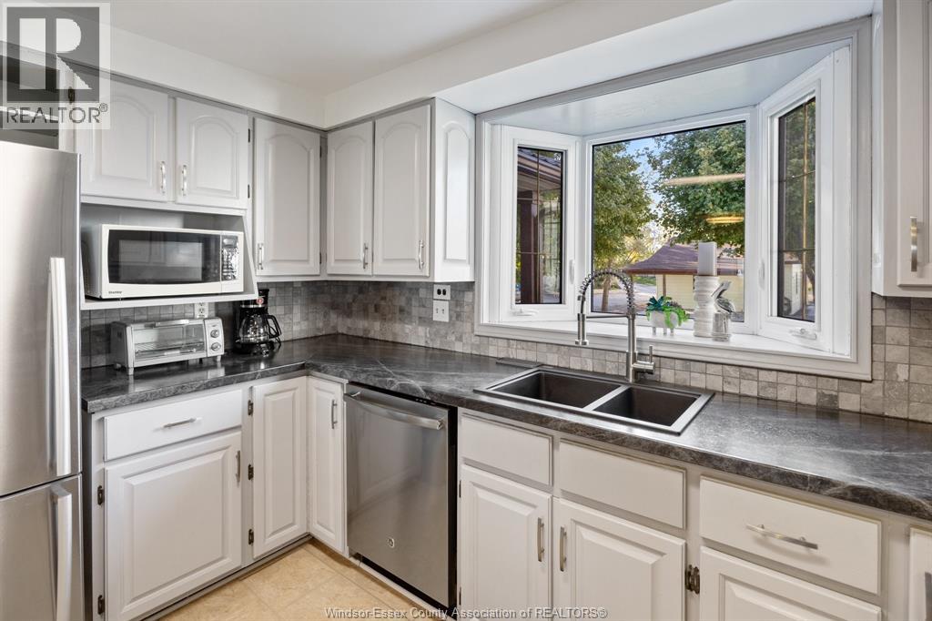 10780 St. Clair Road, Lakeshore, Ontario  N0R 1A0 - Photo 14 - 26026015
