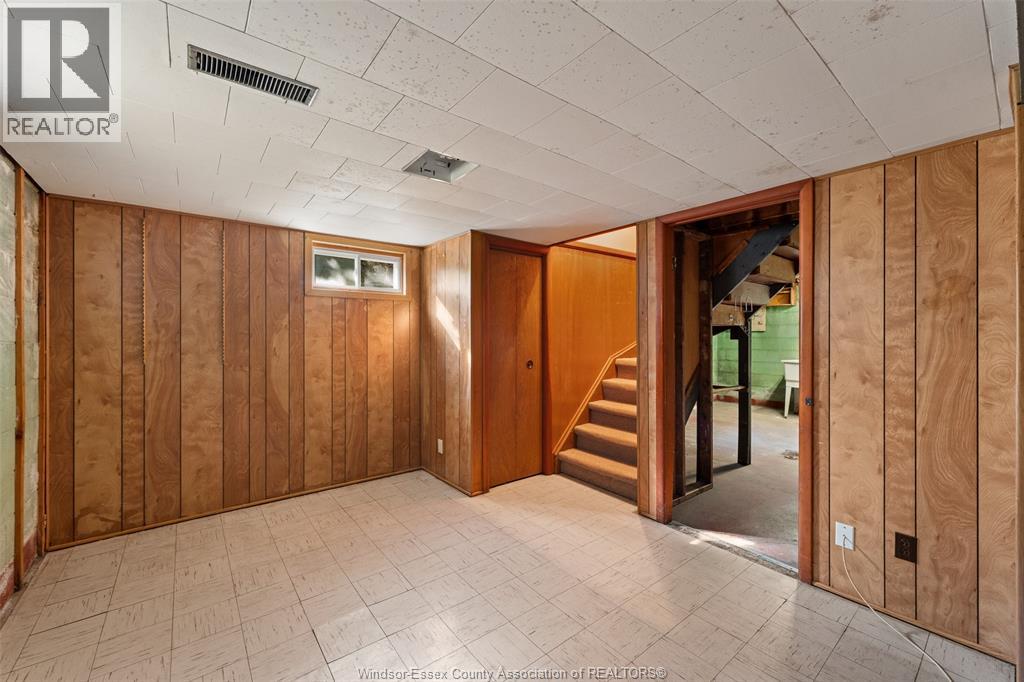 2567 Kildare Road, Windsor, Ontario  N9W 2Y4 - Photo 14 - 26026002