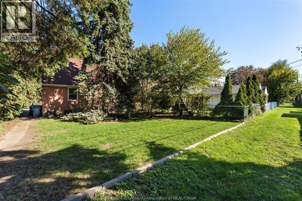 2567 Kildare Road, Windsor, Ontario  N9W 2Y4 - Photo 15 - 26026002