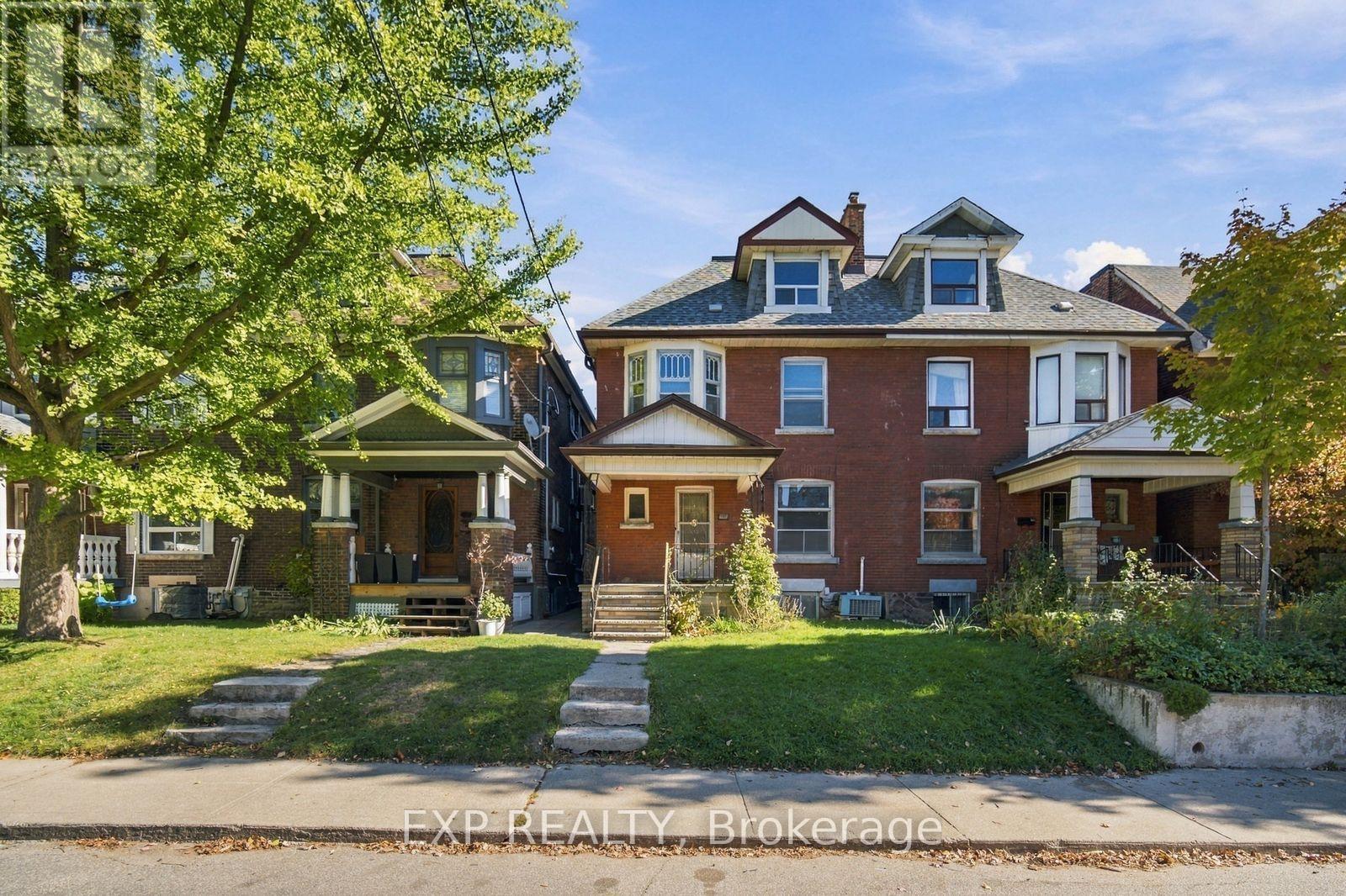 101 BEATRICE STREET, Toronto, Ontario