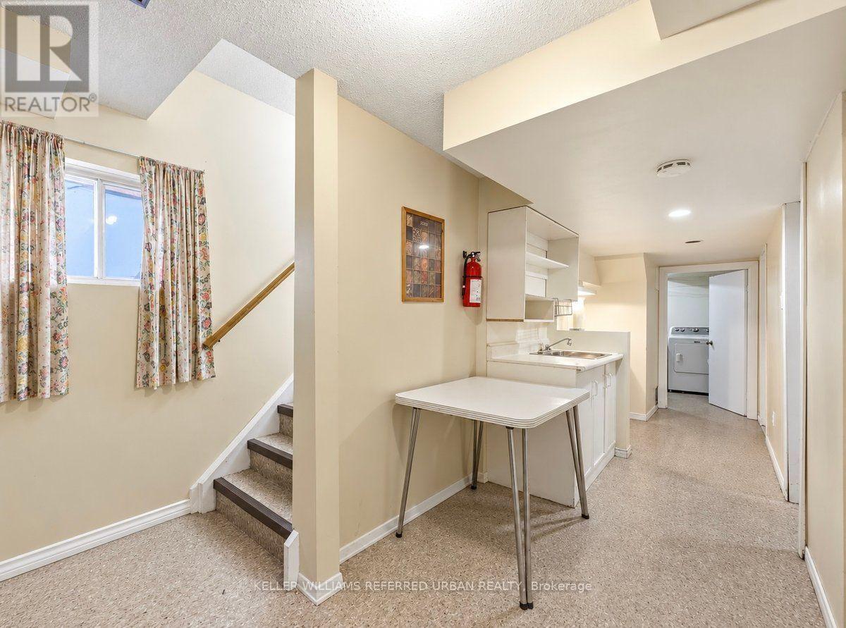 54 Ivan Nelson Drive, Toronto, Ontario  M2R 3P7 - Photo 31 - C14106864