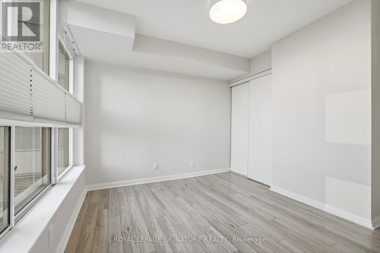 701 - 228 Queens Quay W, Toronto (Waterfront Communities), Ontario  M5J 2X1 - Photo 16 - C14107014