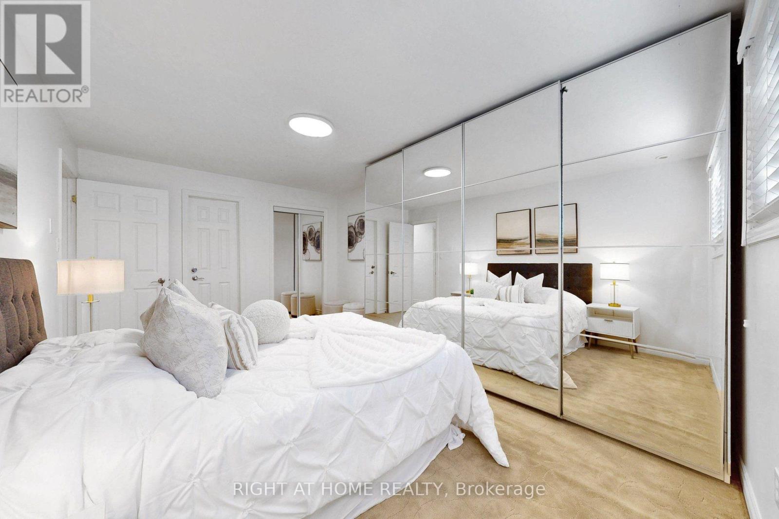 13 Clancy Drive, Toronto, Ontario  M2J 2V7 - Photo 34 - C14107020