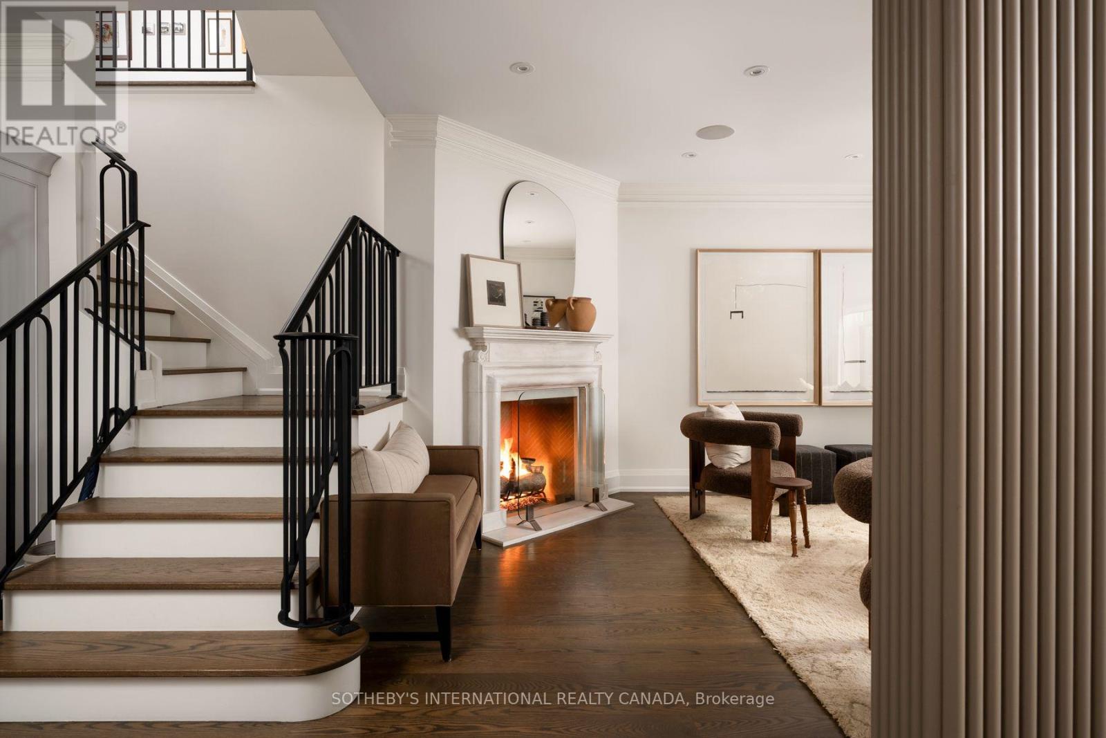 106 Highland Avenue, Toronto (Rosedale-Moore Park), Ontario  M4W 2A6 - Photo 4 - C14107036