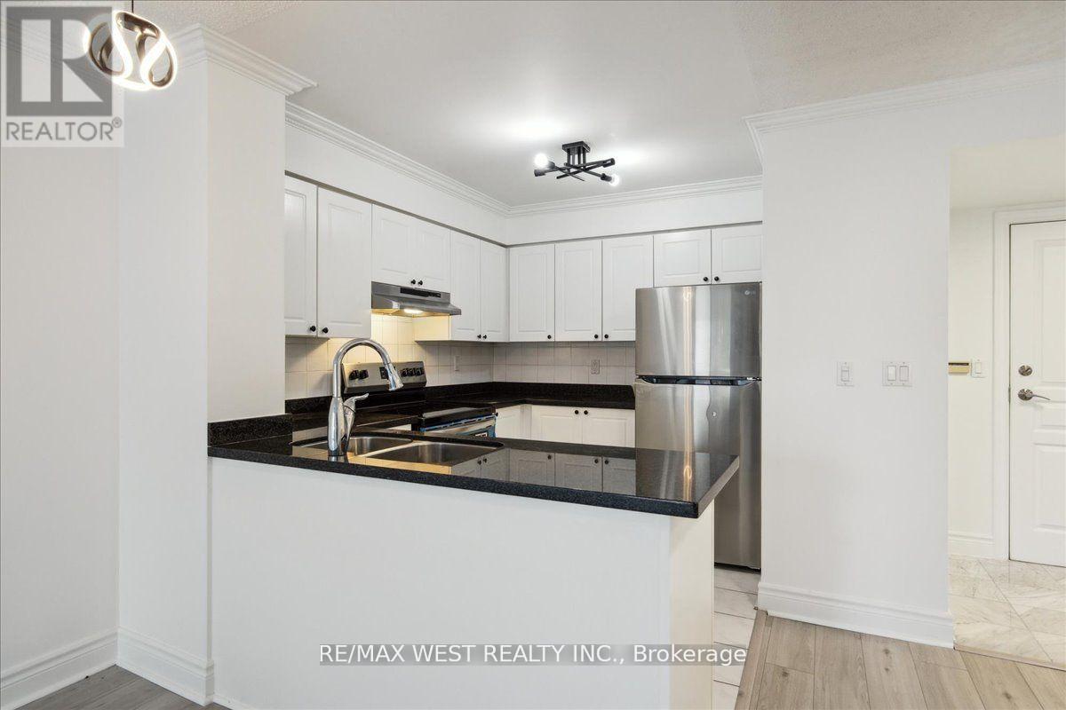 203 - 1 Hycrest Avenue, Toronto, Ontario  M2N 6V8 - Photo 4 - C14107044