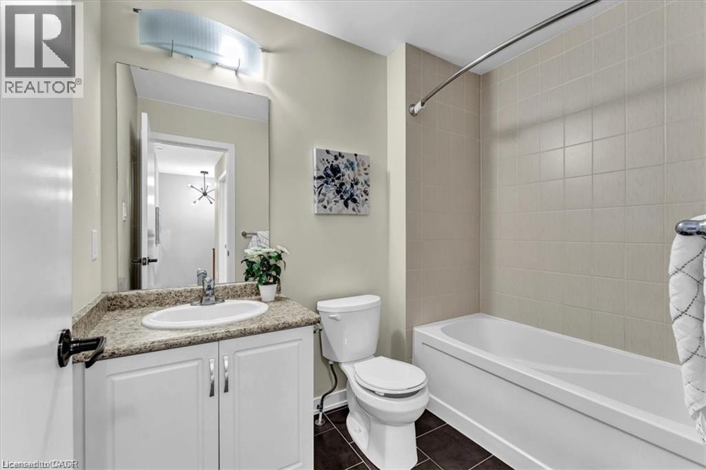 94 Crafter Crescent, Stoney Creek, Ontario  L8J 0H7 - Photo 14 - 40873336